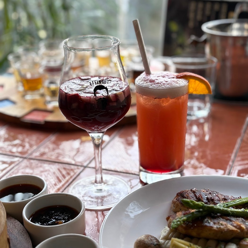 Effingut Brewpub Saket - Savor the best craft brew experience in Delhi! 3