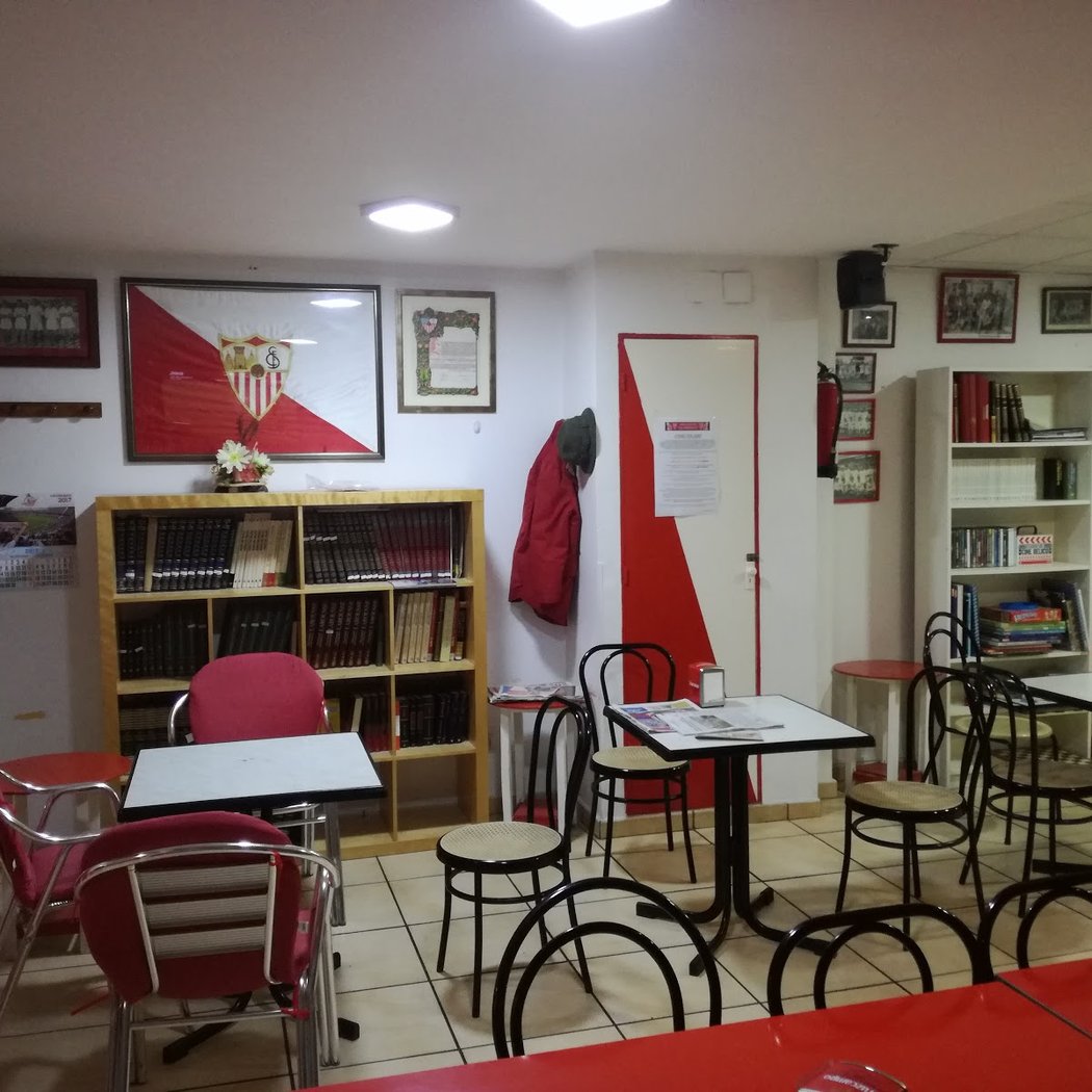 Peña Sevillista Los Remedios 2