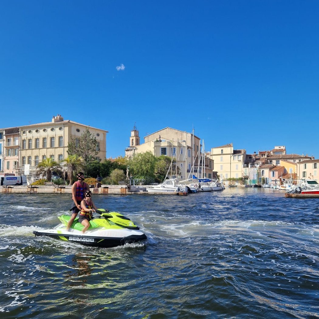 SOJET 13 : LOCATION JET SKI - PARACHUTE ASCENSIONNEL 1