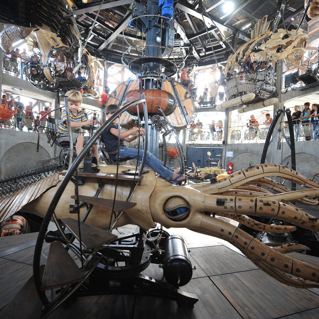 Le Carrousel des Mondes Marins 1