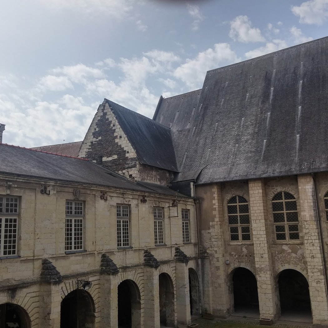 Cloître et Abbaye du Ronceray 2