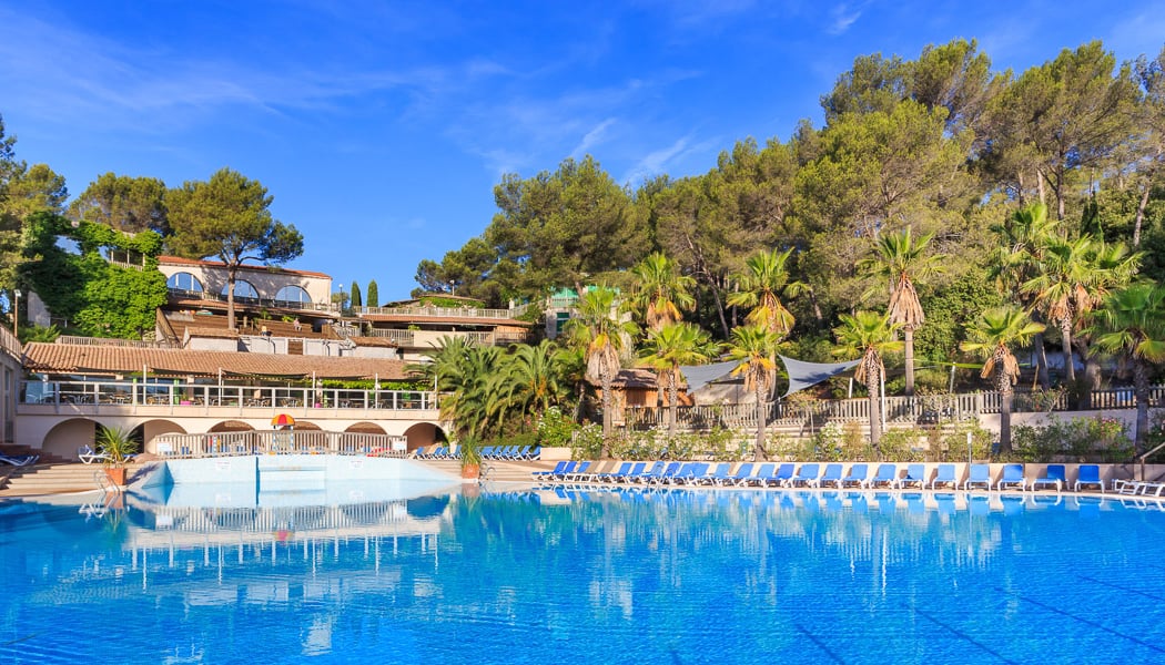 Holiday Green - Camping Fréjus 5 étoiles -Yelloh! Village 1