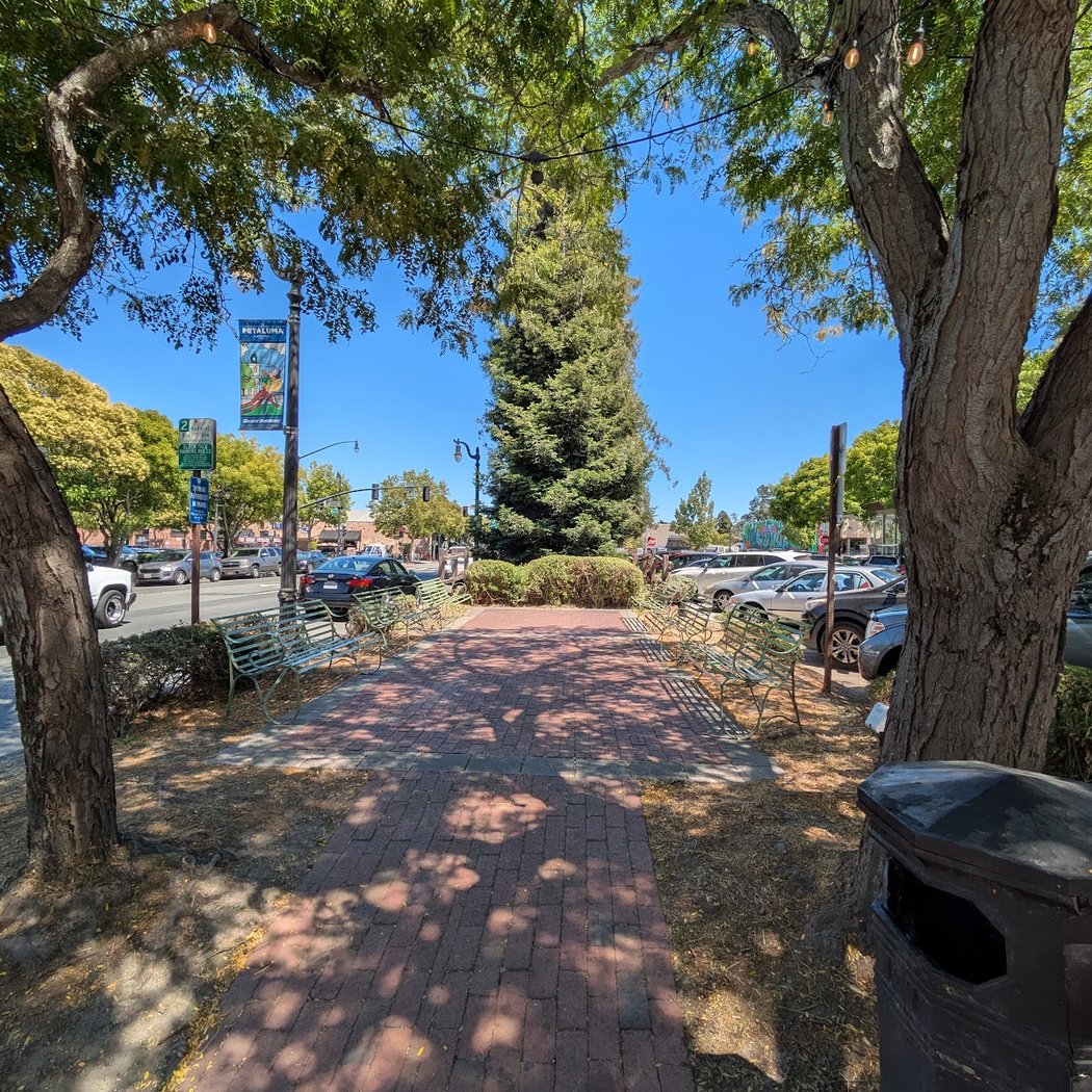 Historic Chinatown Park (Center Park) 1