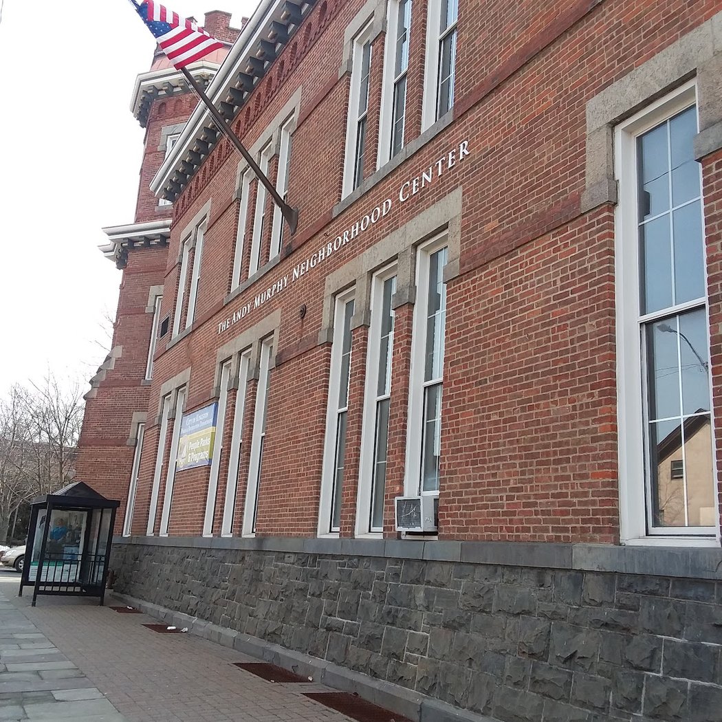 Hudson Valley Hullabloo Holiday Market 3