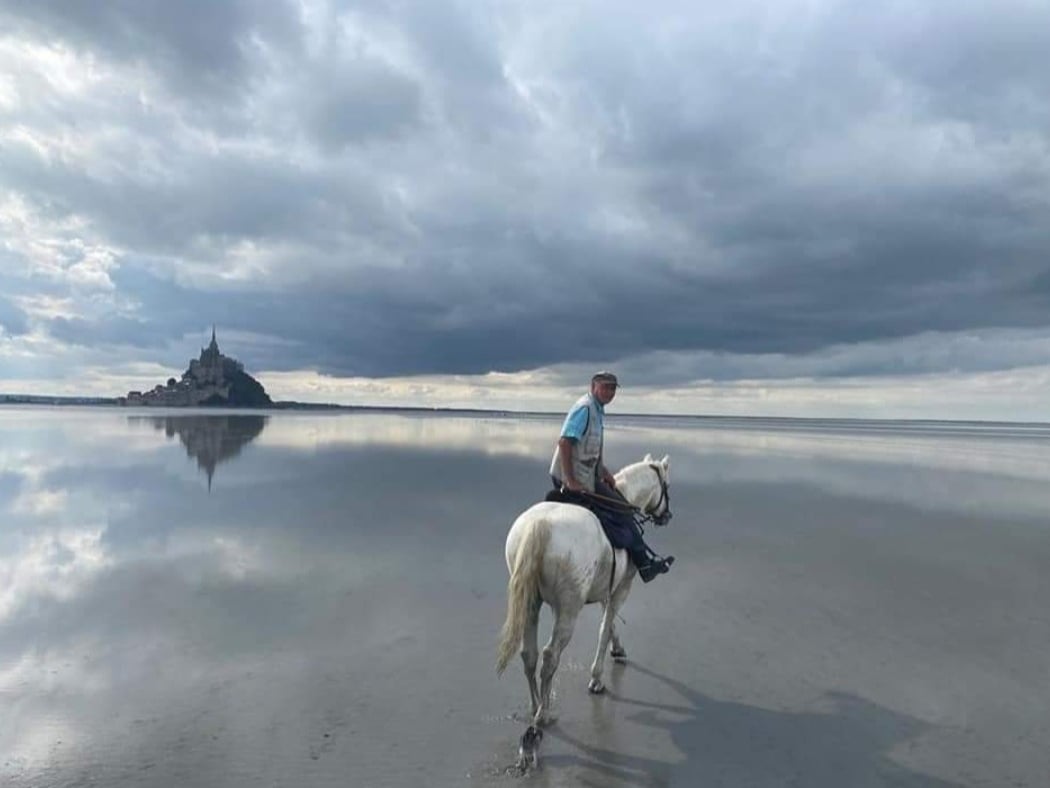 La Taniere Mont Saint Michel Riding 1