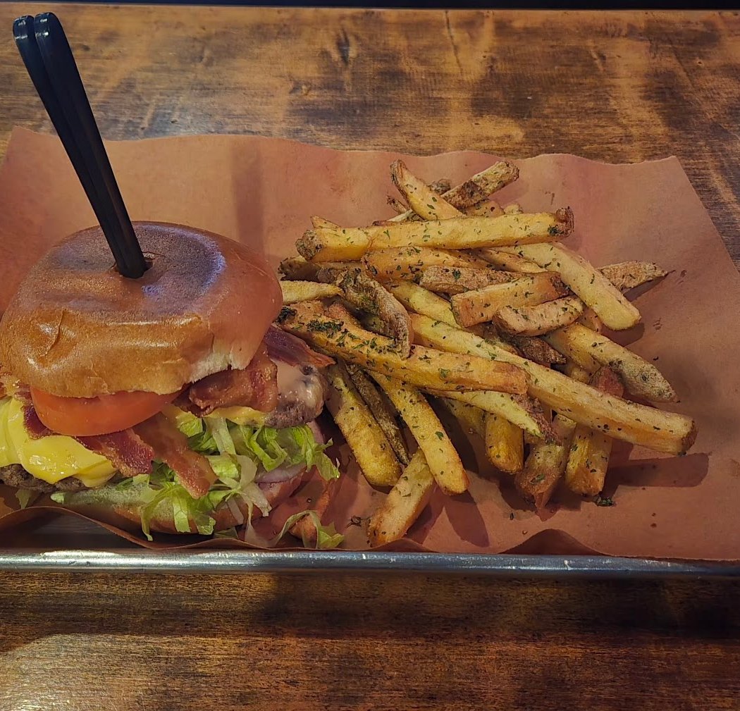 773 Smoke House BBQ & Lounge 3