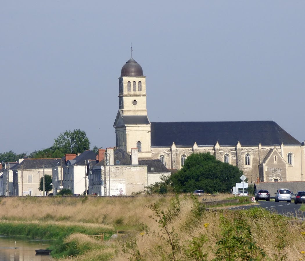 Église Saint-Aubin de La Bohalle 3