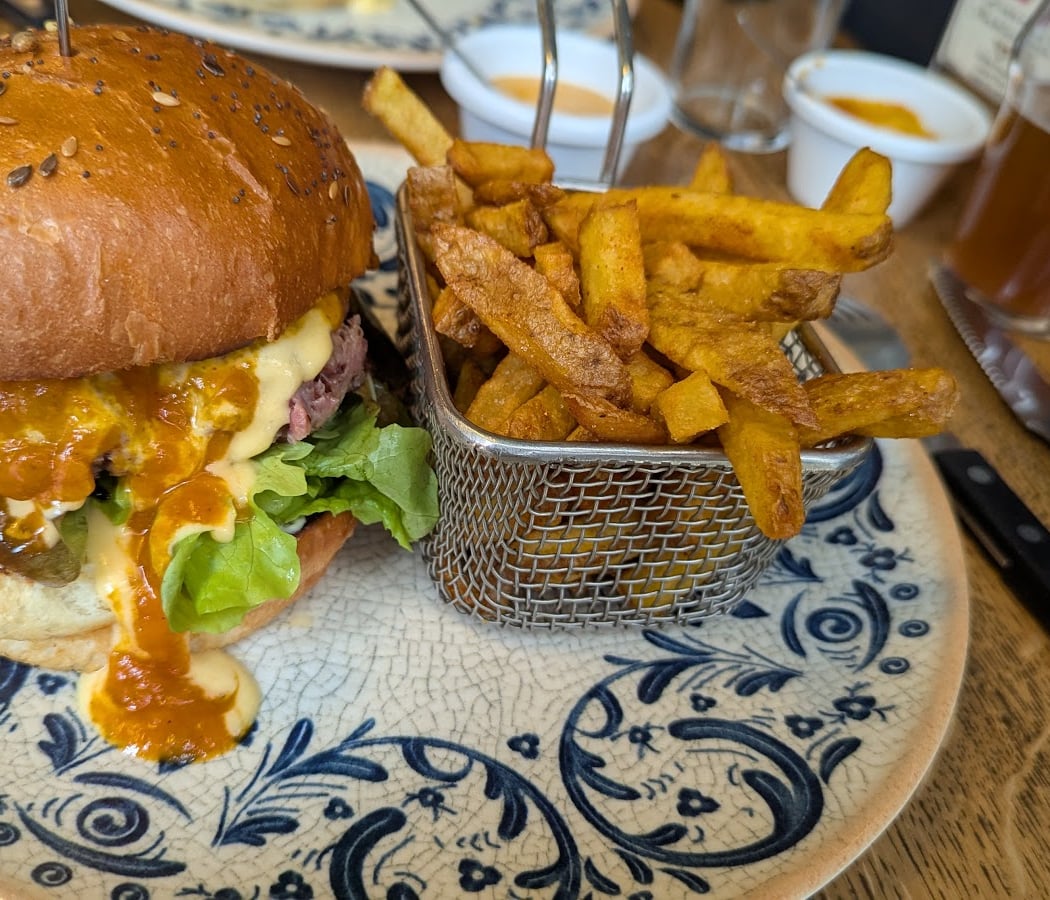 Le Frenchy Resto - Restaurant & Burgers maison 1