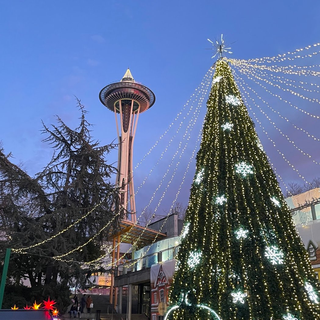 Seattle Center Glow 1