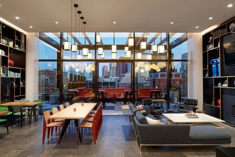 Bubble Bath: Champagne & Wine Bar Rooftop 2