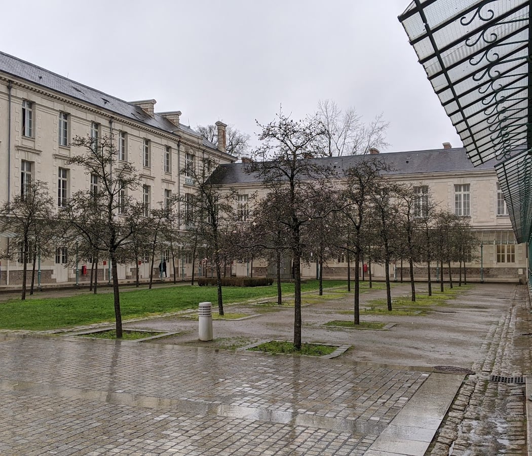 Lycée Clemenceau 4