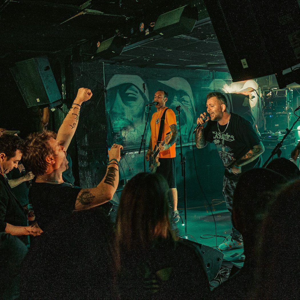 DARKWAYS + Guest 3