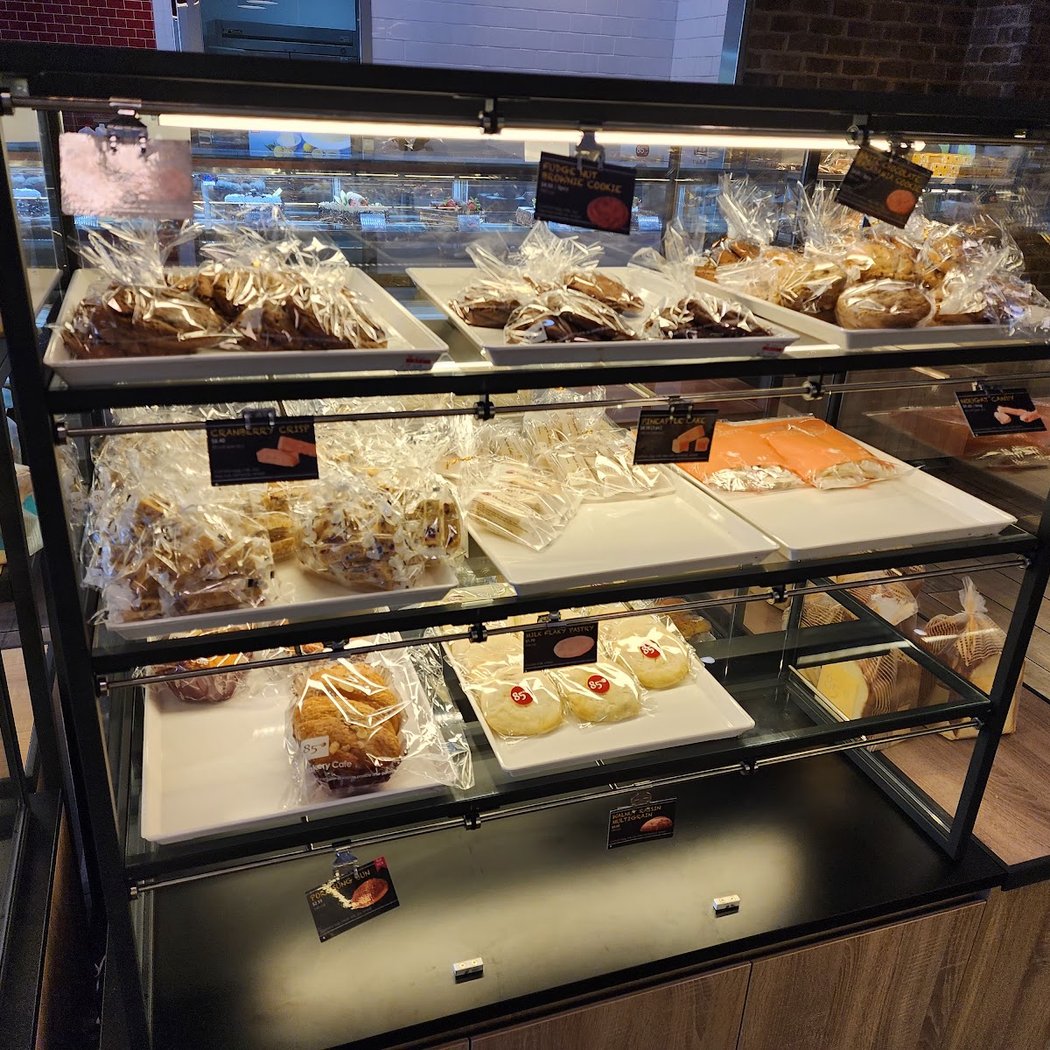 85°C Bakery Cafe - Newark 2