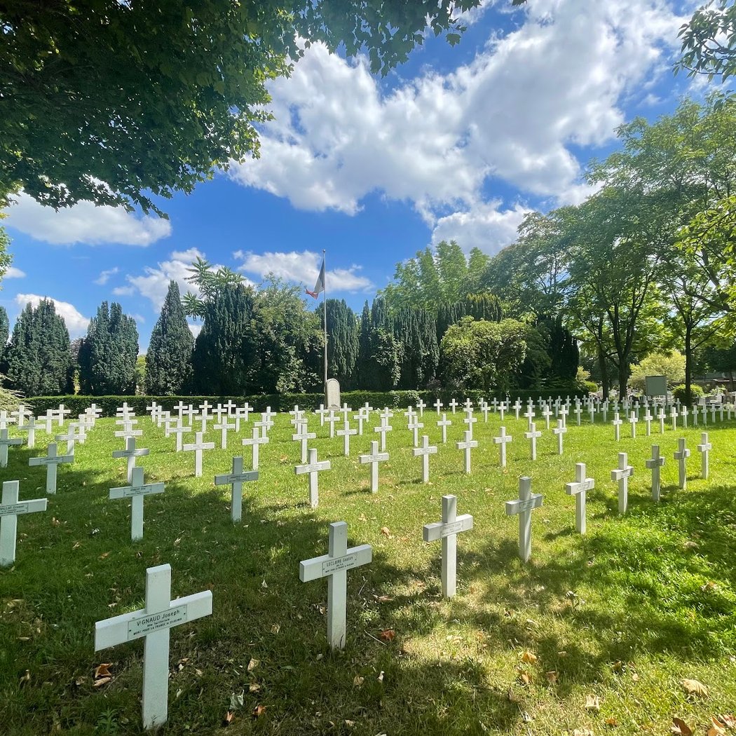 Parisian cemetery of Saint-Ouen 1
