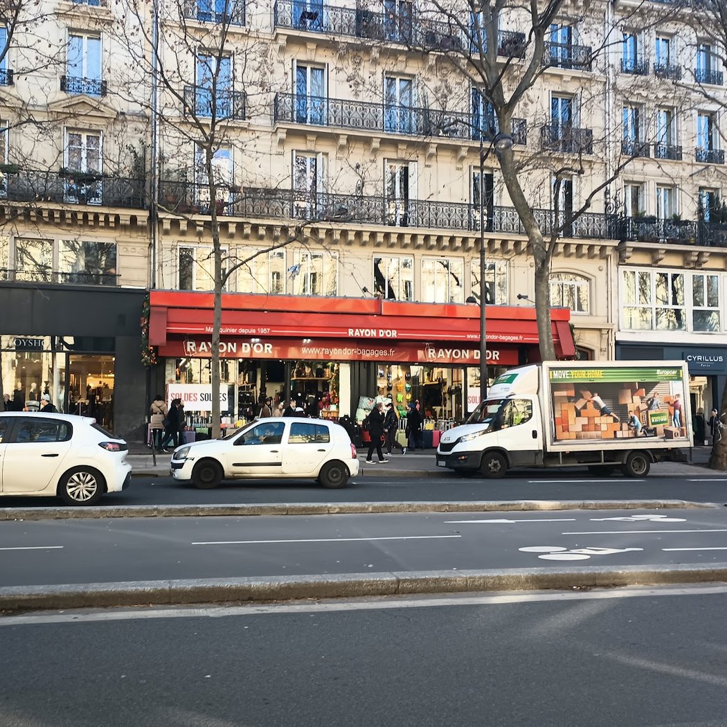 Rayon d'Or Paris République : Magasin bagage et valise 2