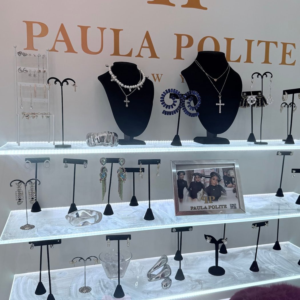Paula Polite boutique 3
