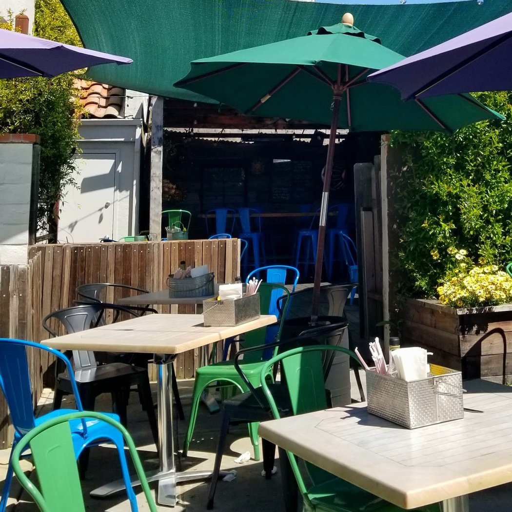 EJ Phair Alehouse & Pub: Alamo 2