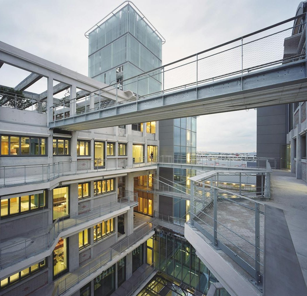 Ouverture du rooftop des Magasins Généraux 1