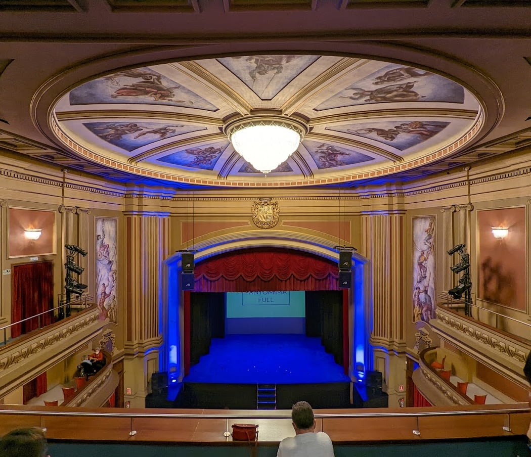 Teatro Isabel La Católica 1
