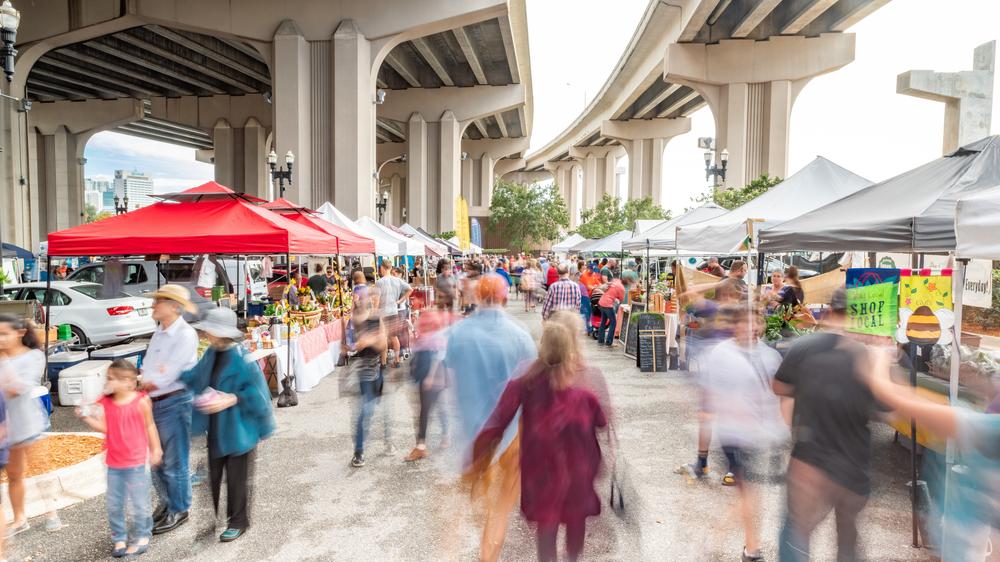Riverside Arts Market: Live Music & Local Makers