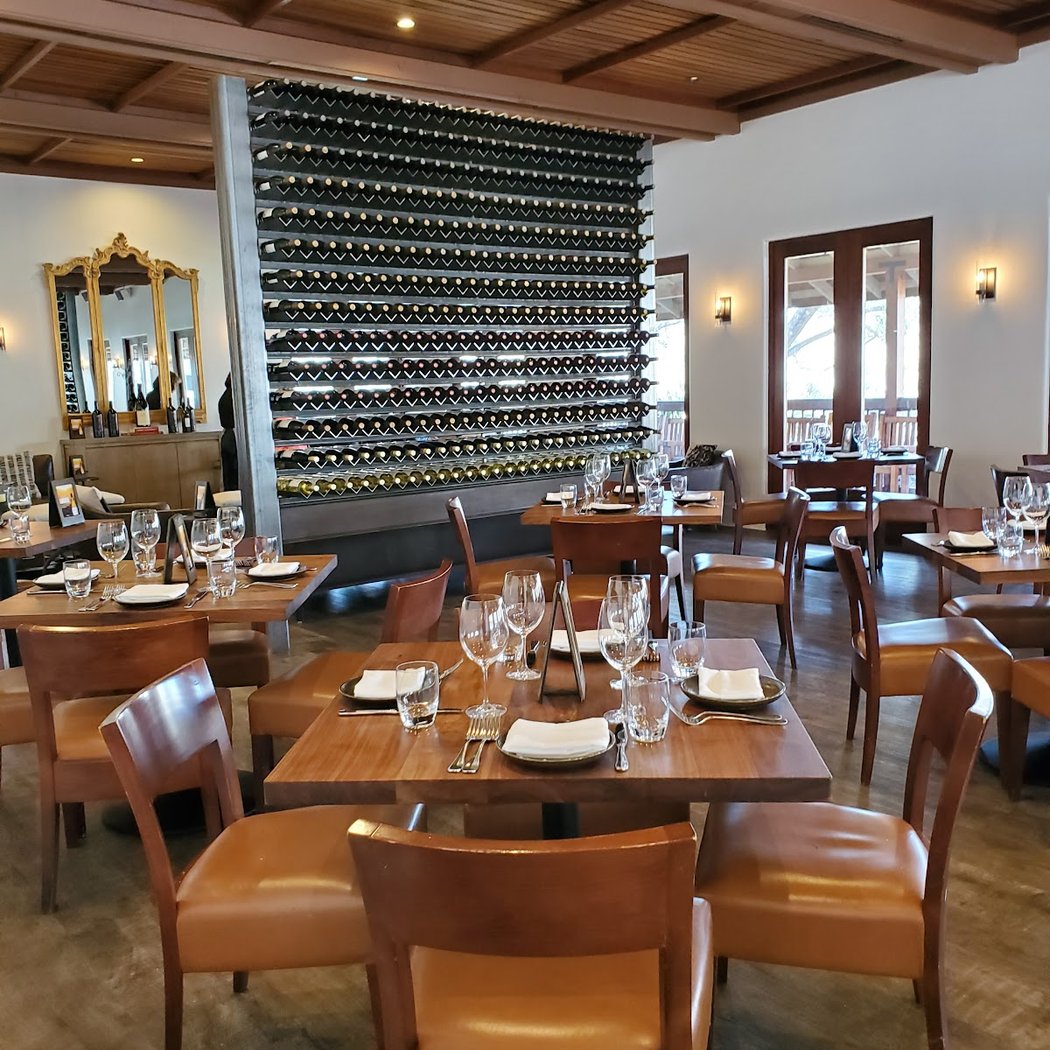 The Vineyard Table and Tasting Lounge 1