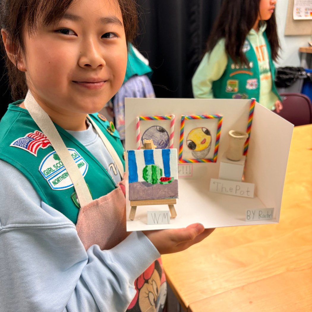 Girl Scouts Junior Art and Design Badge 1