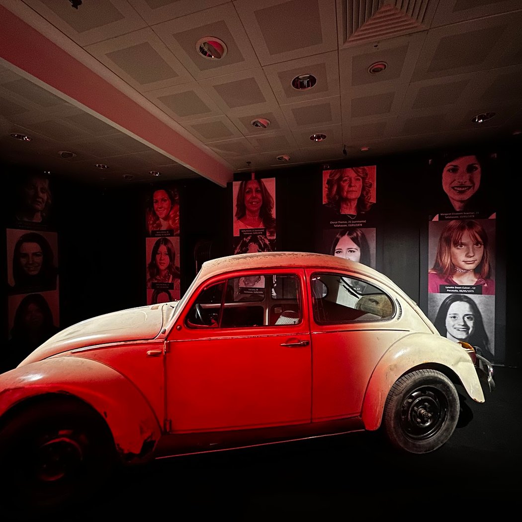 Serial Killer Exhibition - Paris 3