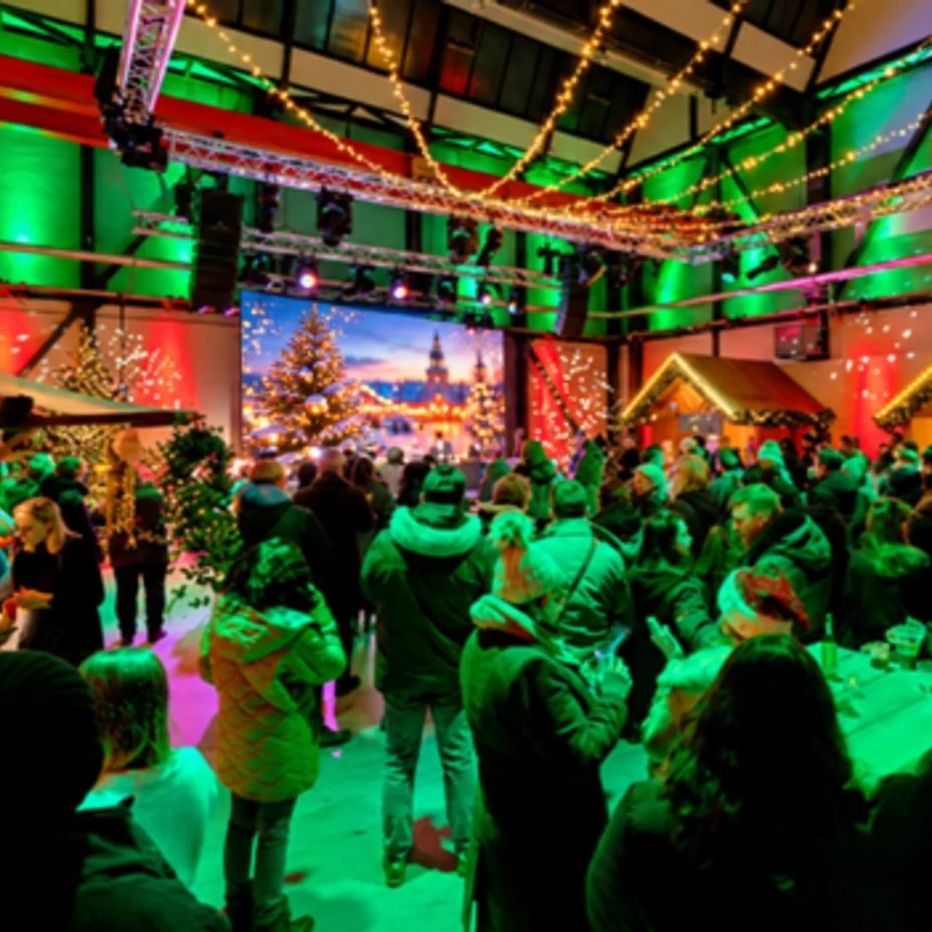 Indoor-Weihnachtsmarkt 1