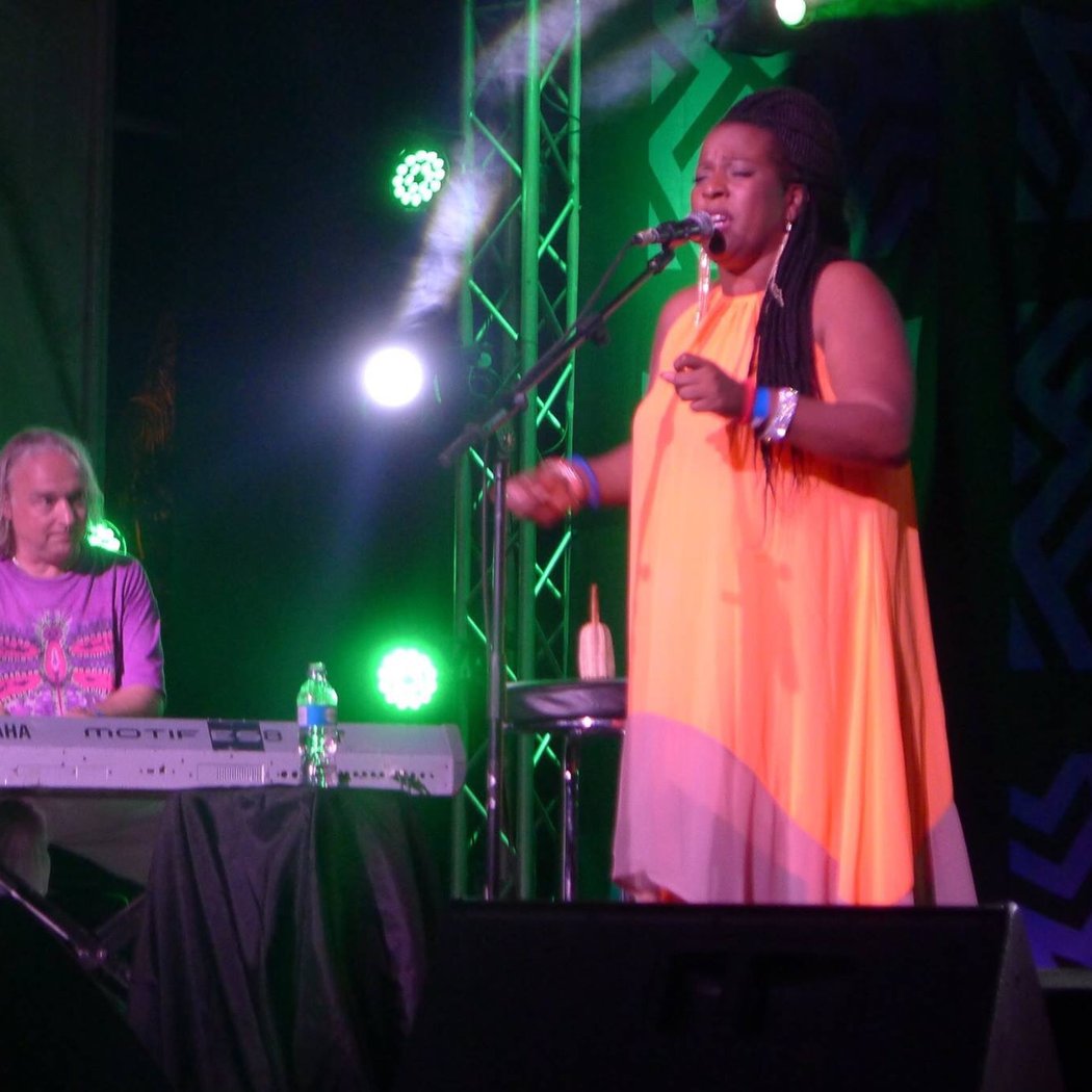 LeNora Jaye Live 3