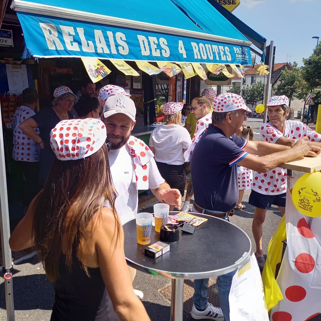 Bar tabac Les 4 routes 1
