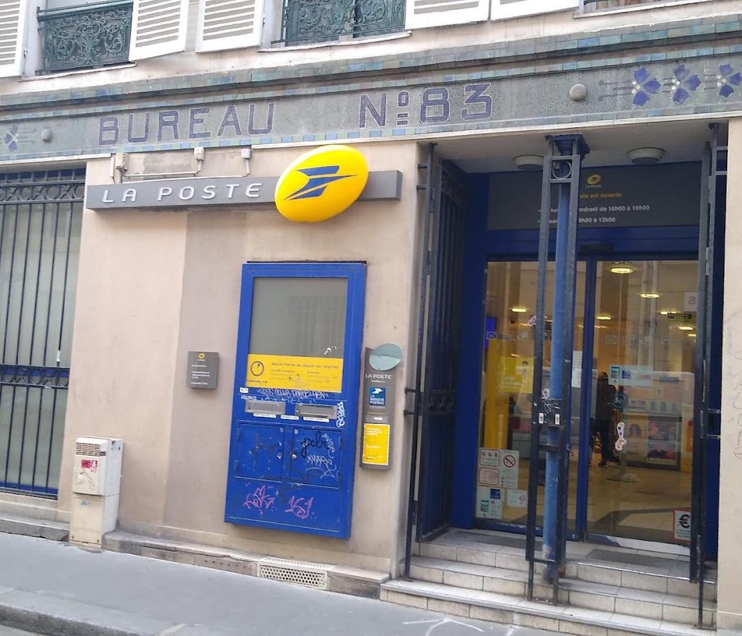 LA POSTE 1