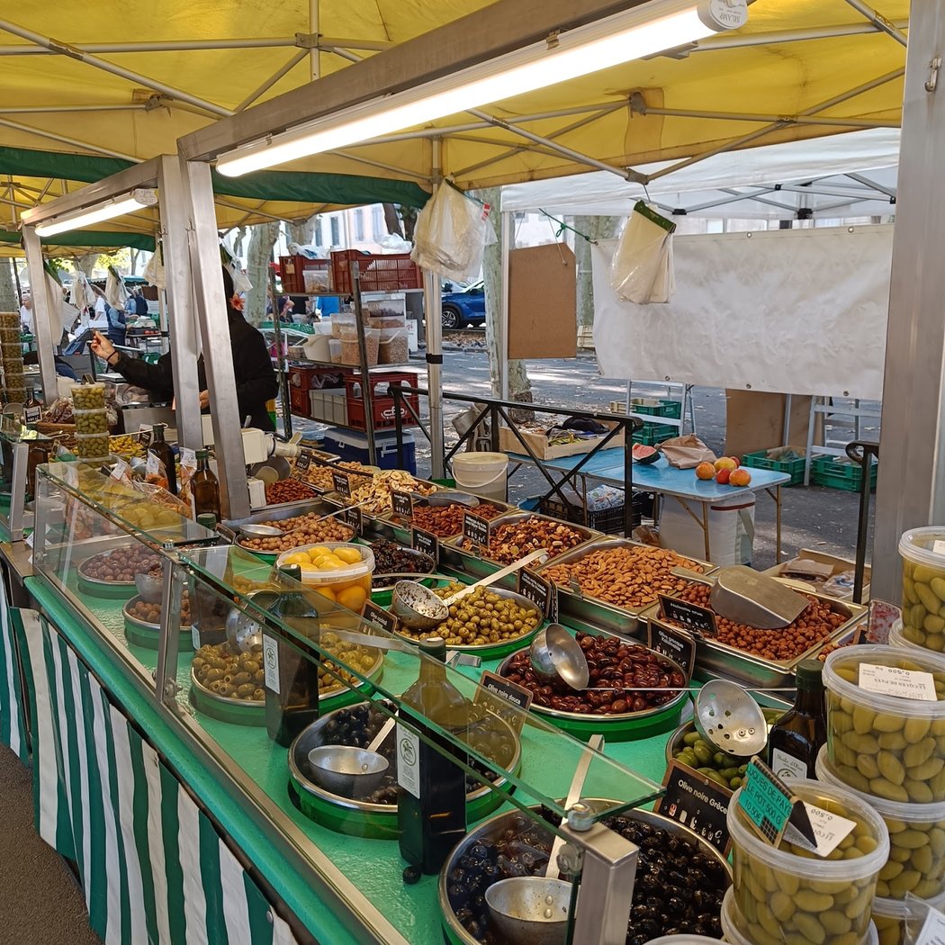 Saturday Market 1