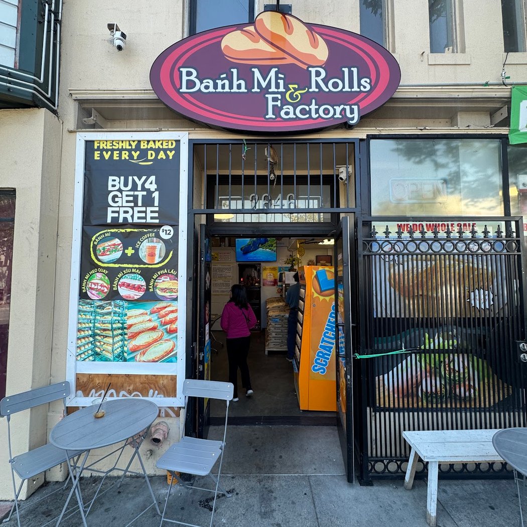 Banh Mi & Rolls 3