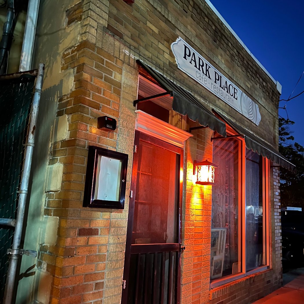 Park Place Café & Restaurant 2