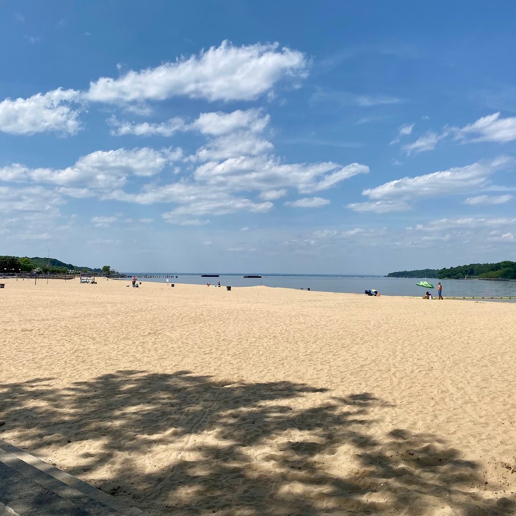 Bar Beach 1