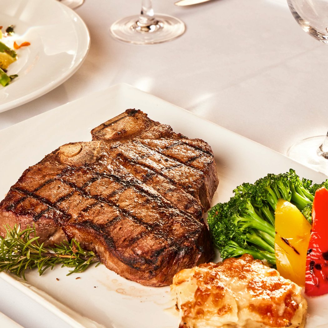 Harris' Restaurant - The San Francisco Steakhouse 3