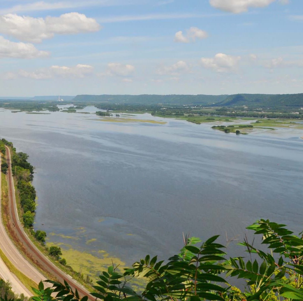Great River Road 1
