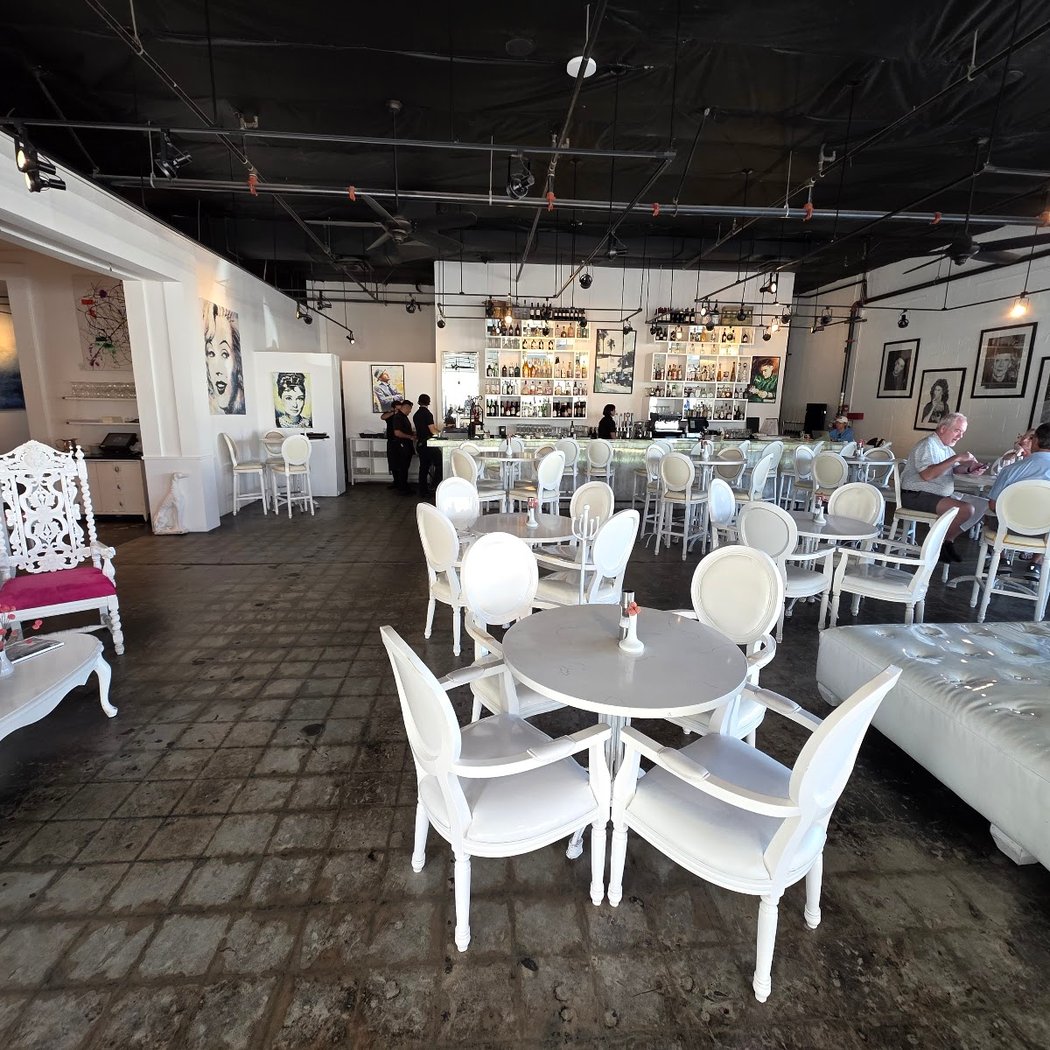 Eight4Nine Restaurant & Lounge 2