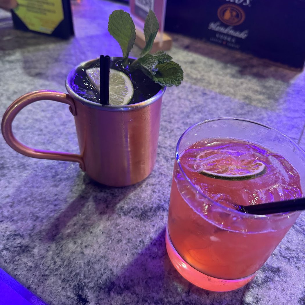 Friday Happy Hour - Ladies' Night 3