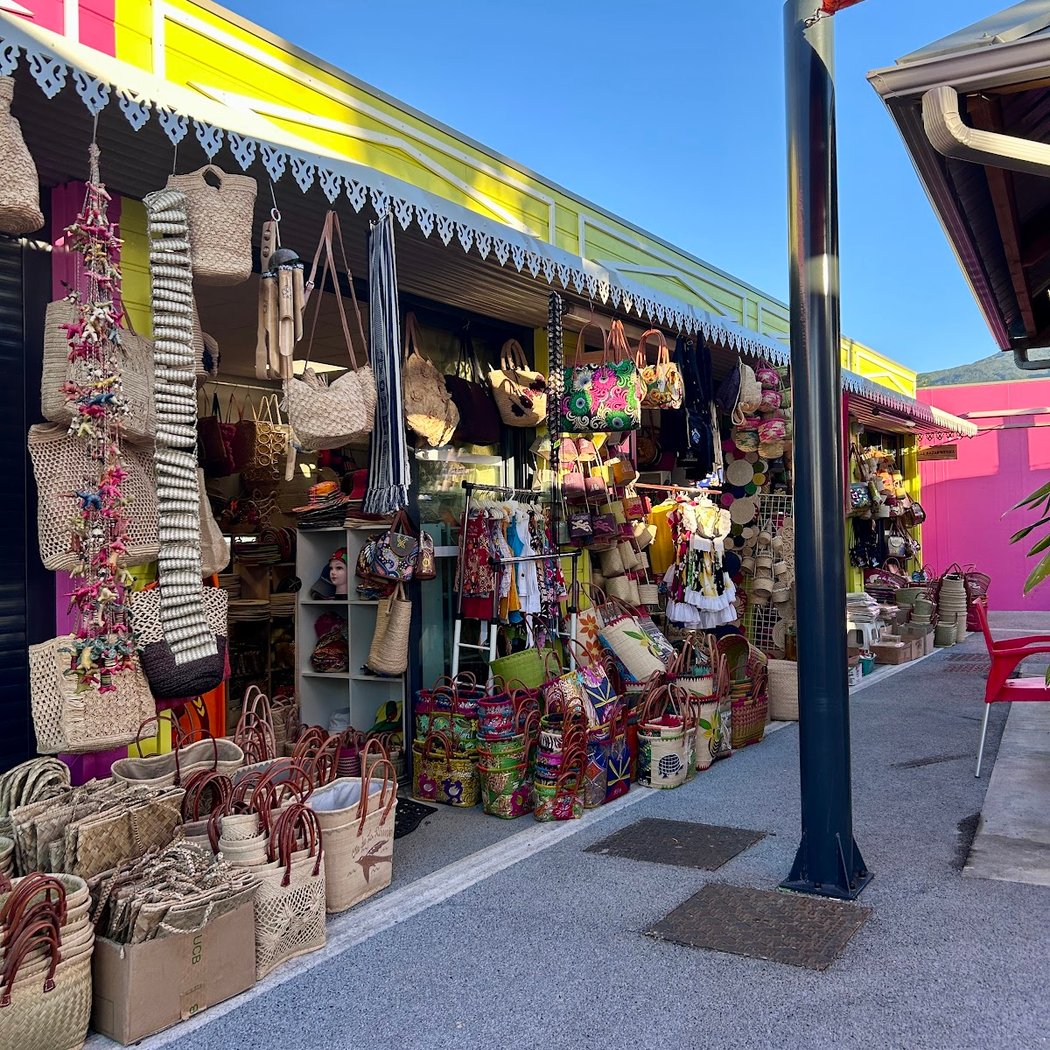 Marché Forain de Sainte-Suzanne 2