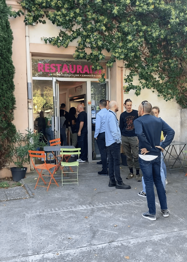 Food & Friends 4