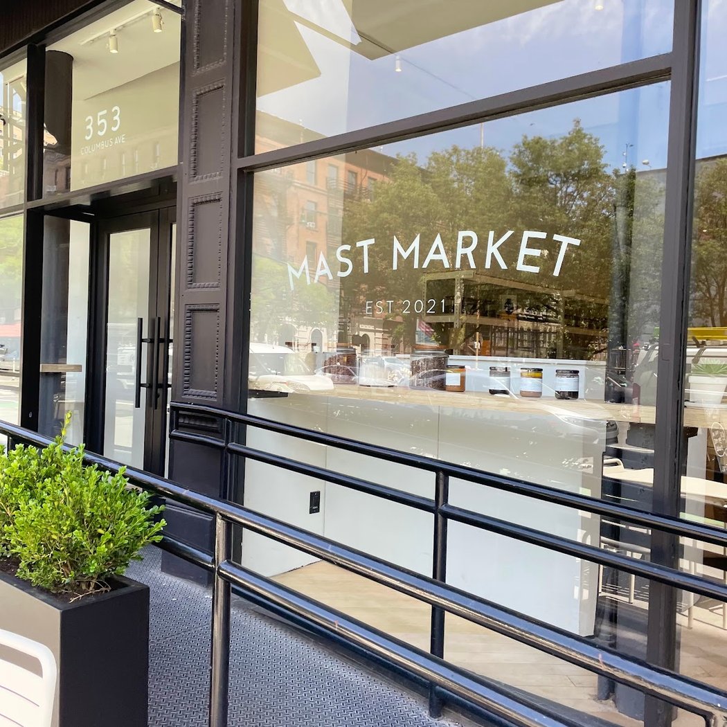 Mast Market 2