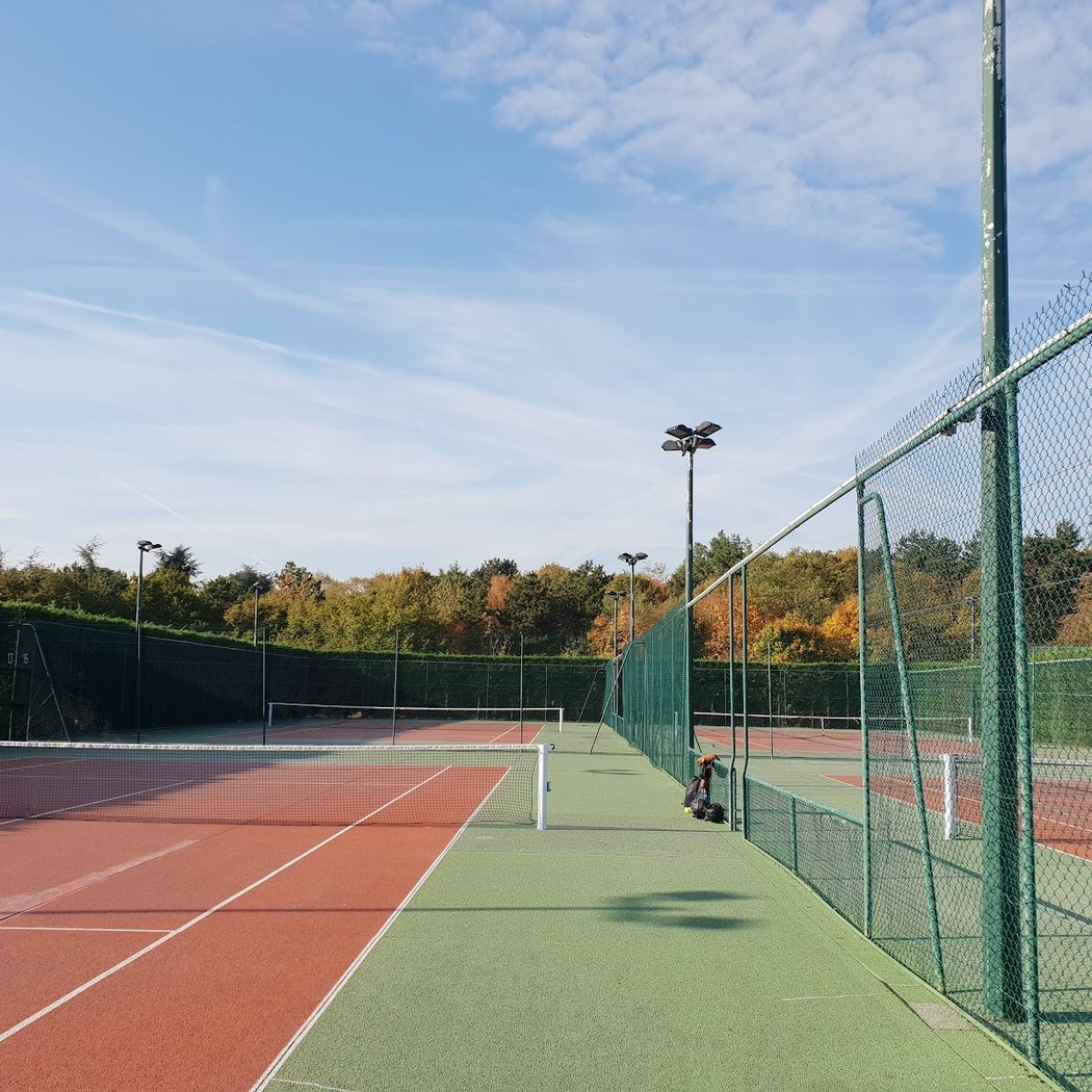 Cours de tennis collectifs adultes et enfants 1