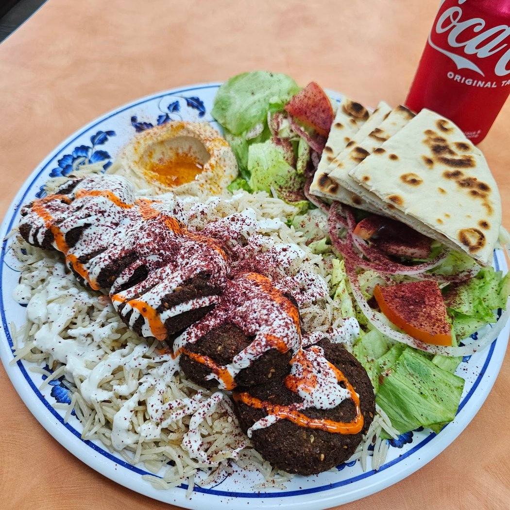 Falafel & Gyro 3