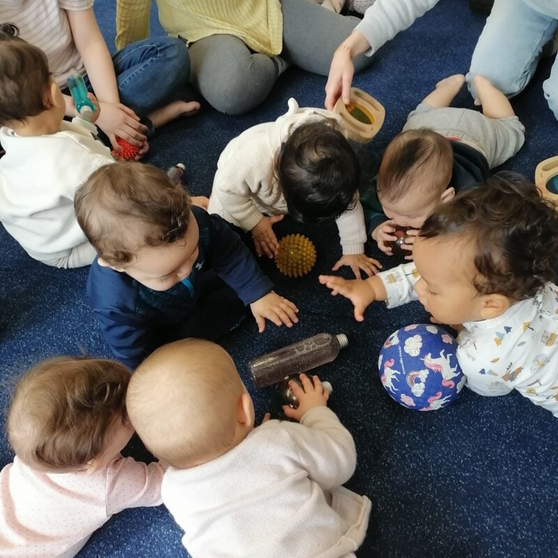 Eveil moteur et sensoriel 6-15 mois 2