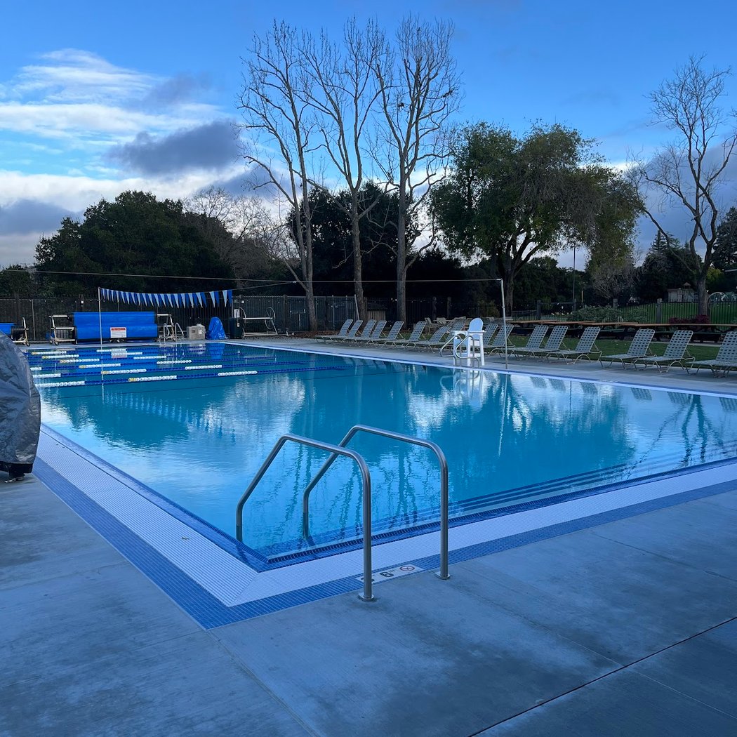Ladera Recreation District 1