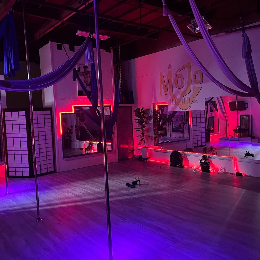 Pole Workshop with Symone 2