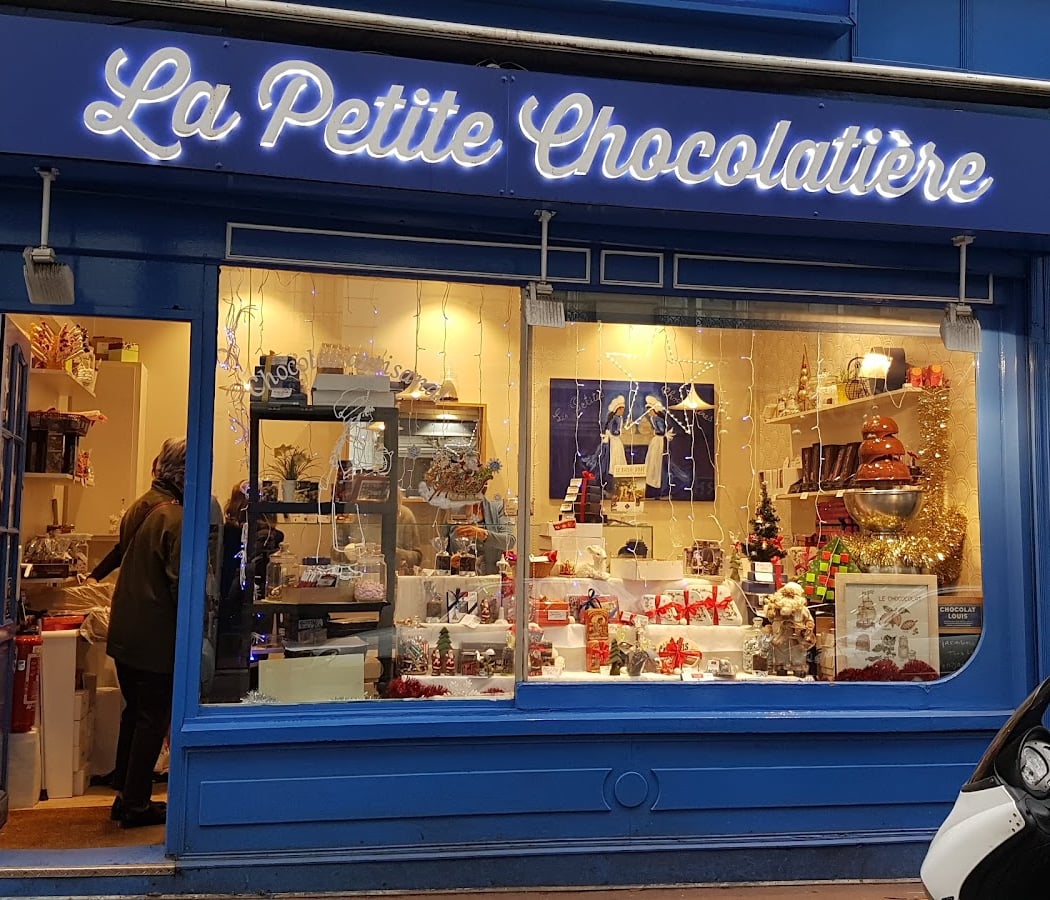 La Petite Chocolatière 2