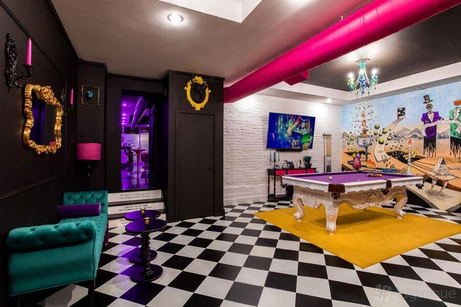 The Tiger Room 3