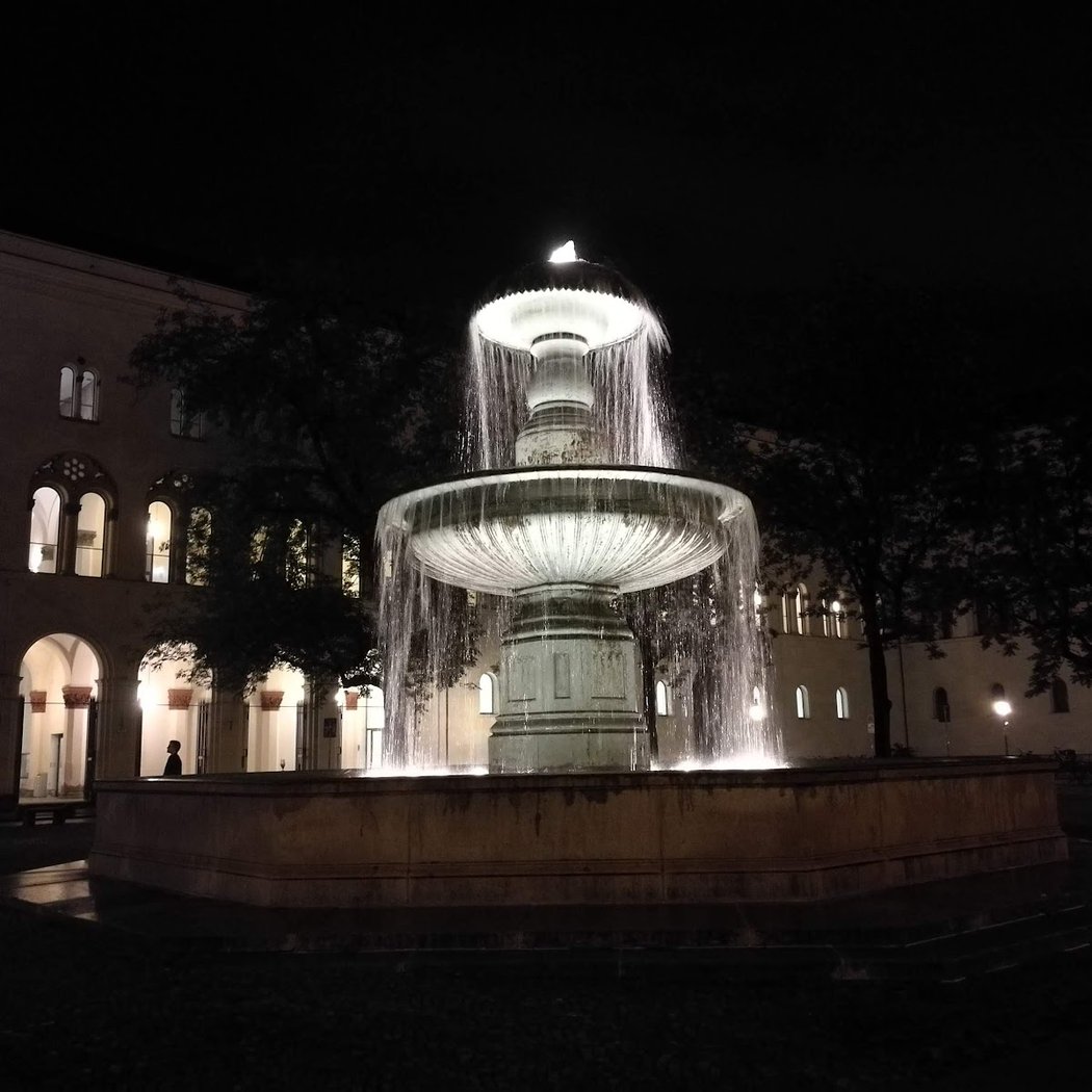 Geschwister-Scholl-Platz 3